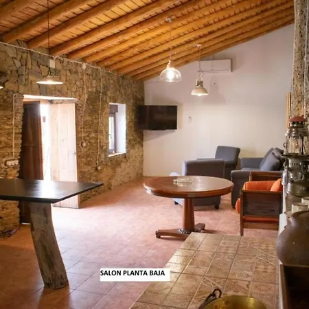 La Casa Grande De Adolfo 乡村民宿 La Codosera