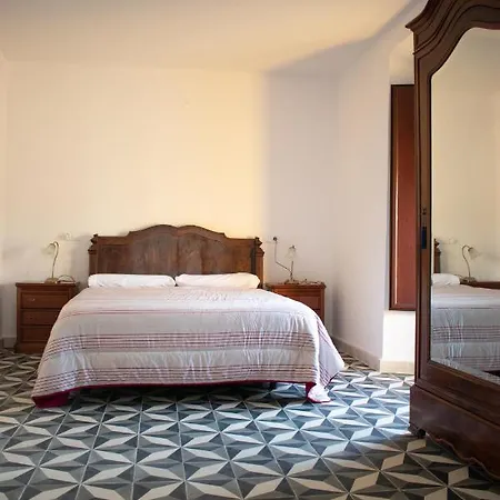 乡村民宿 La Casa Grande De Adolfo La Codosera