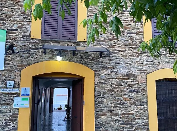 La Casa Grande De Adolfo * La Codosera